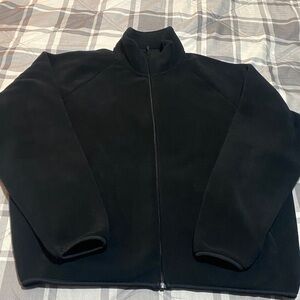 Men's Uniqlo Black Fleece Jacket Size Large